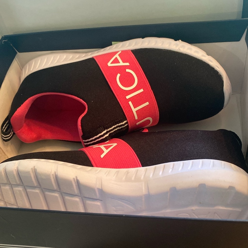 Girls new Nautica shoes size 11